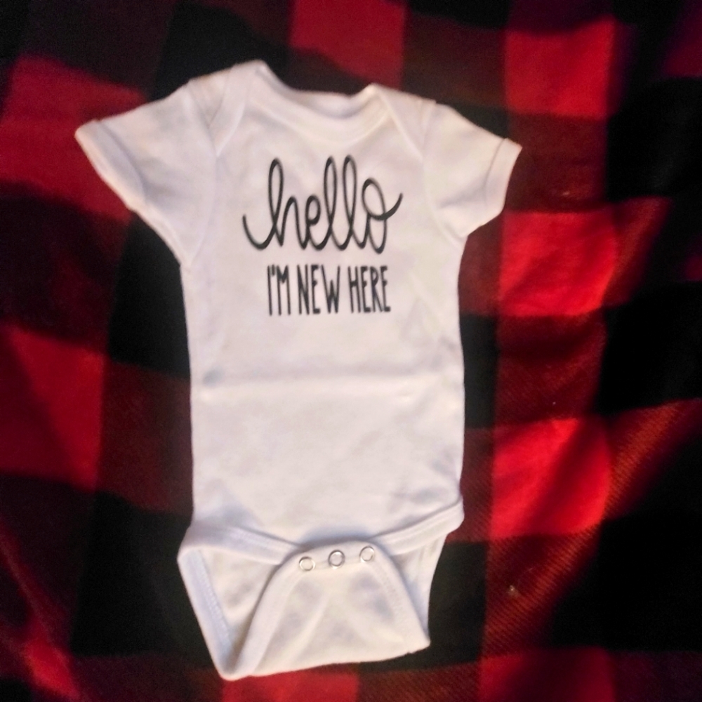 NEW Unisex Infant Onsie ~ "Hello, I'm New Here